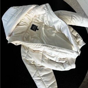 ALO Yoga White Puffer Jacket